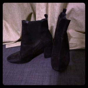 Adorable ankle black booties